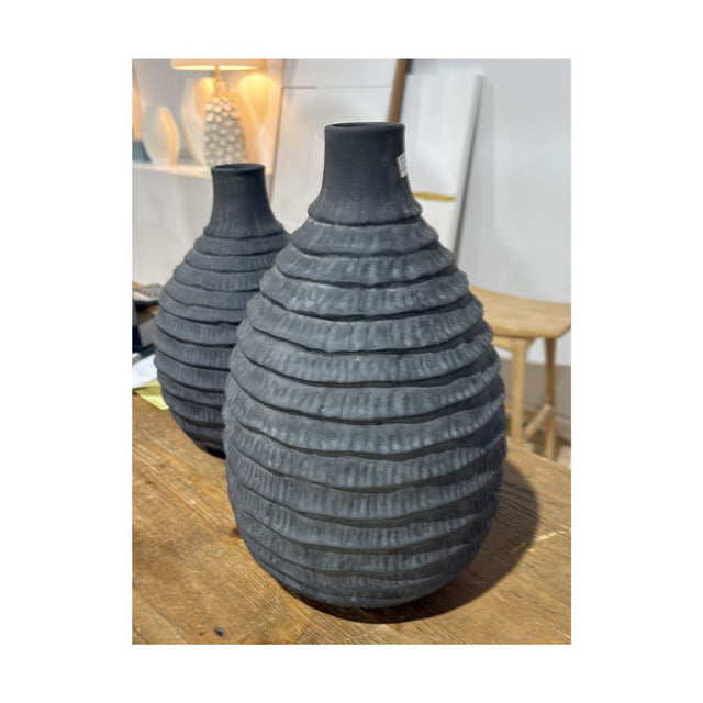 FLOREROS DE BARRO NEGROS