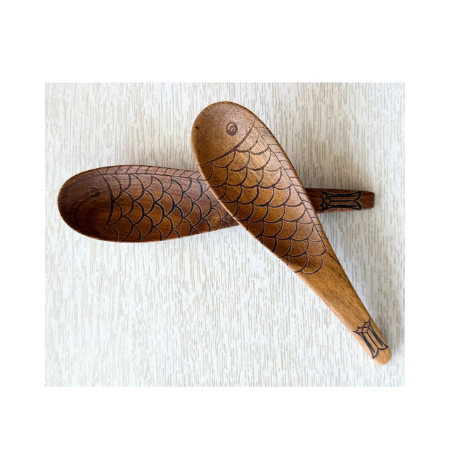 CUCHARAS DE MADERABEN FORMA DE PEZ