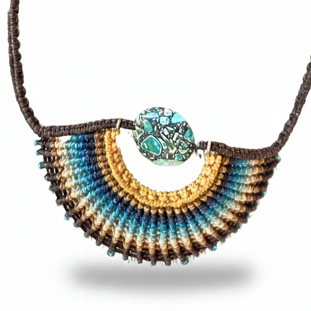 COLLAR ABANICO