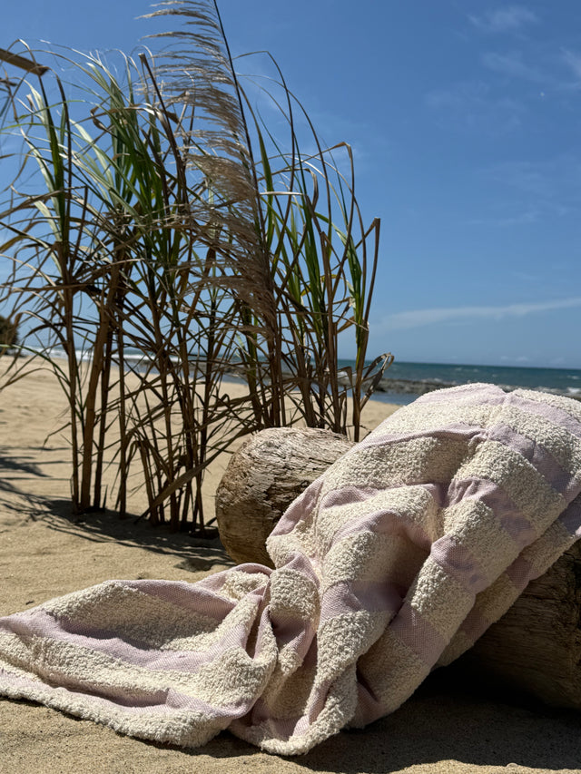 TOALLA DE PLAYA VITA LINEAS LILA/BEIGE
